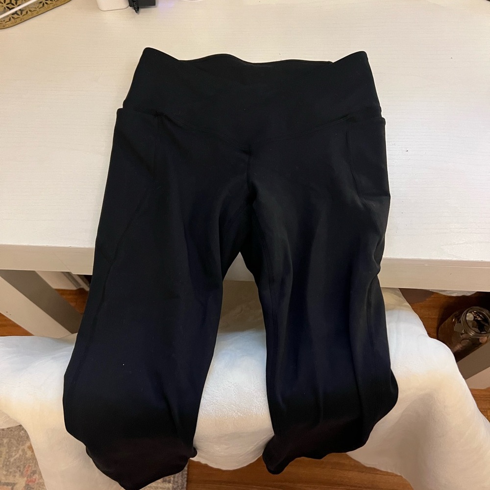 Black crossover leggings